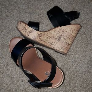 Women's Wedge Shoe